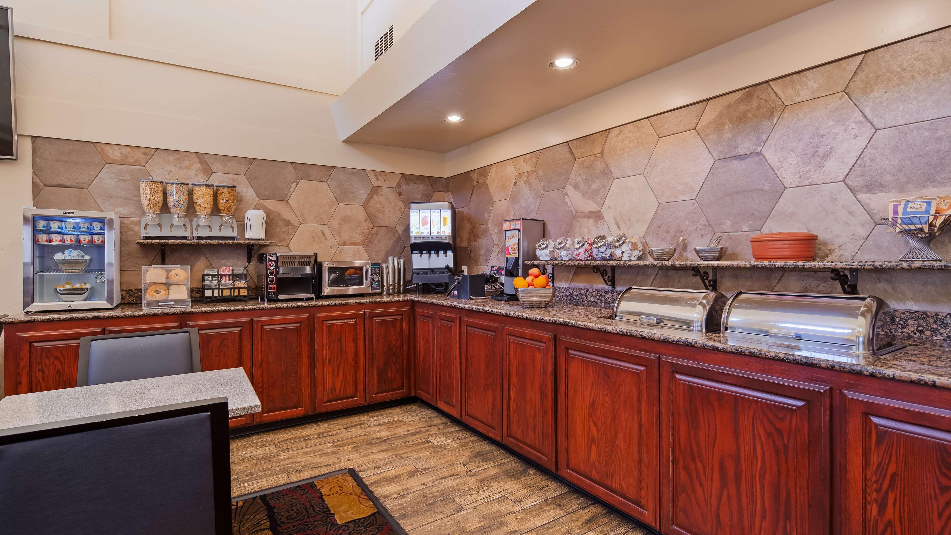 Best Western Plus Oklahoma City Yukon Exterior foto